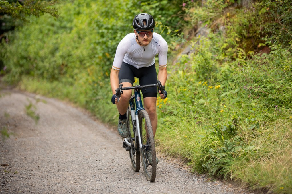 Oscar Huckle riding Basso Palta Ekar GT bike off-road